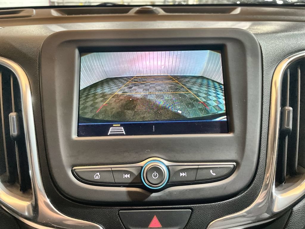 Used 2020 MOSAIC BLACK METALLIC Chevrolet LT image 14