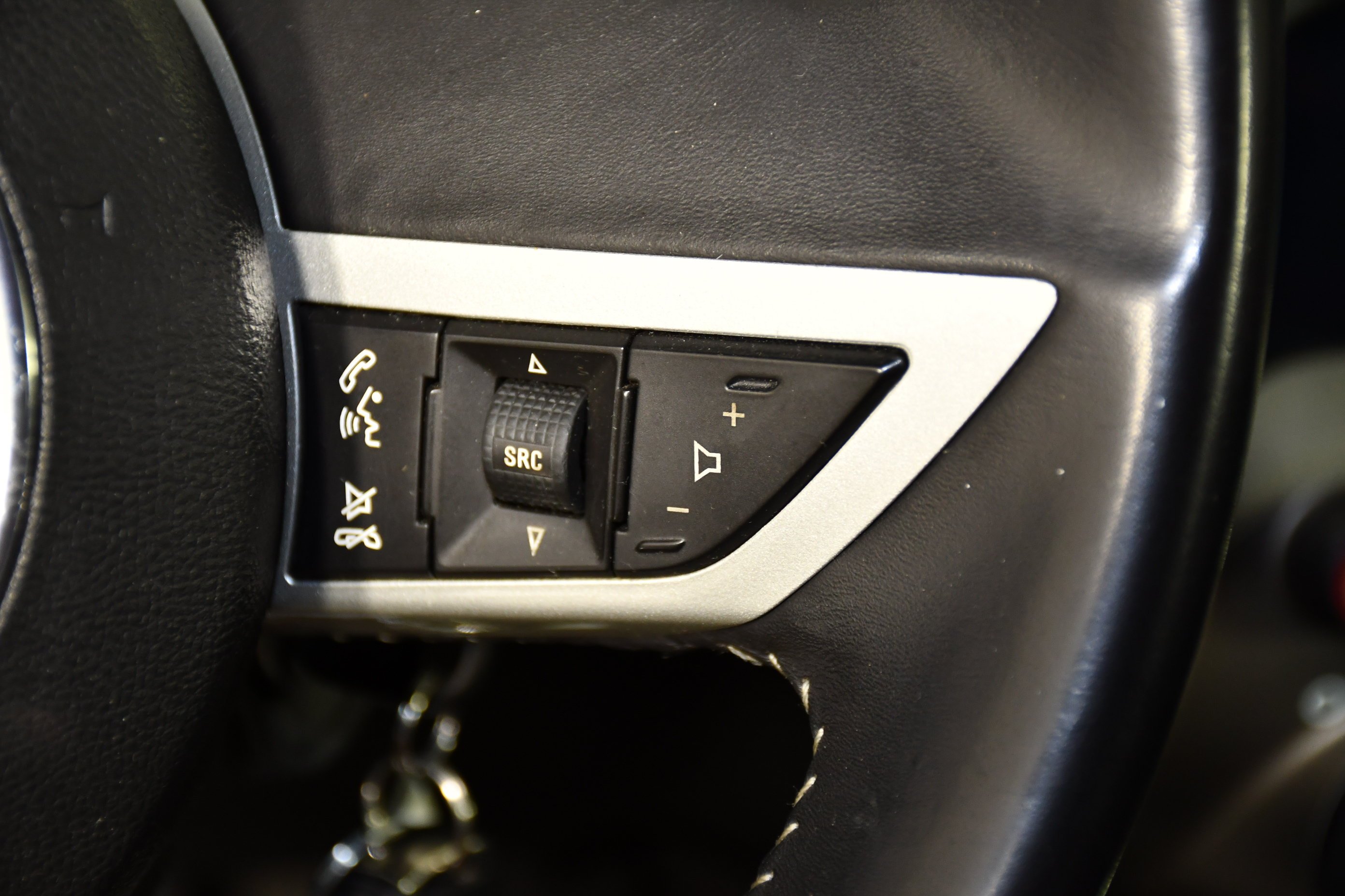 Used 2010 Black Chevrolet 2SS image 22