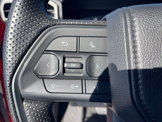 Used 2023 White Jeep Willys image 9