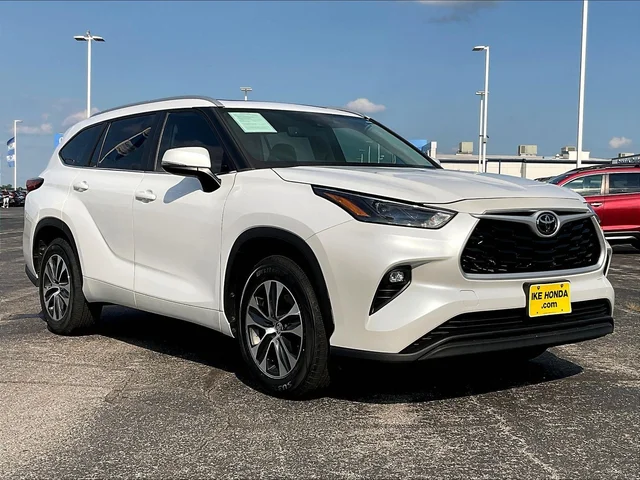 2023 Toyota Highlander XLE