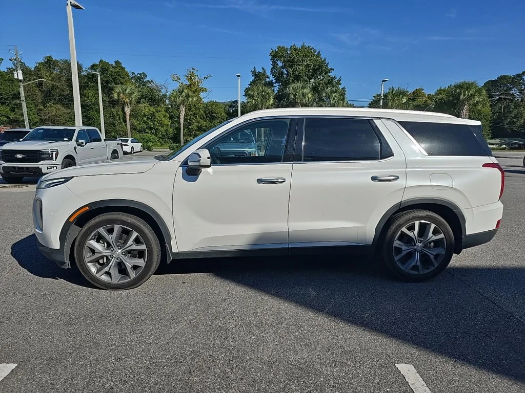 Used 2020 White Hyundai SEL image 4