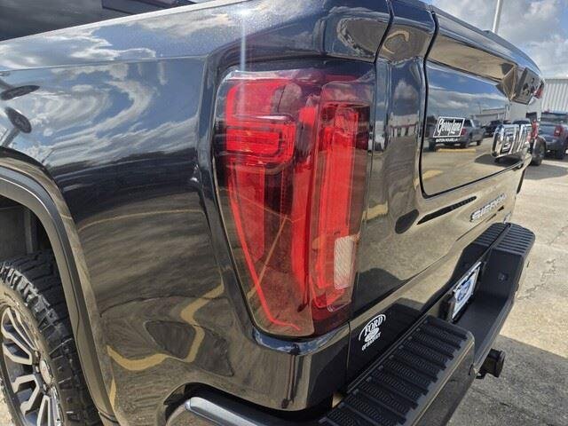 Used 2022 Titanium Rush Metallic GMC AT4 image 29