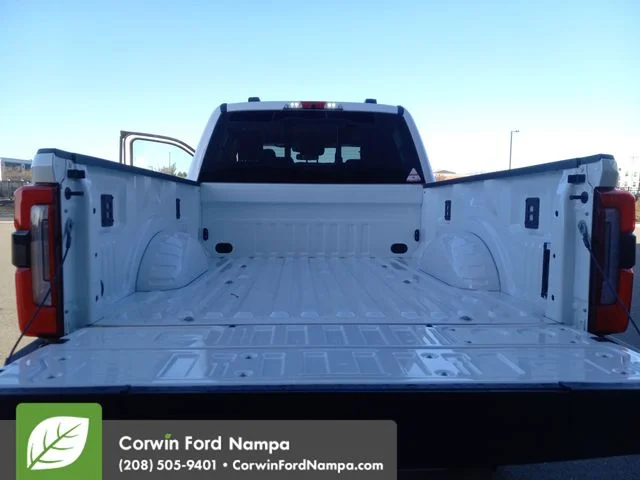 New 2026 Star White Metallic Tri-Coat Ford Platinum image 29