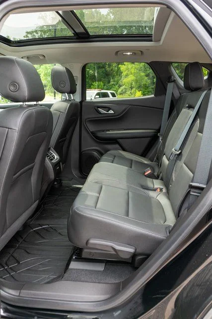 Used 2024 Black Chevrolet LT image 12
