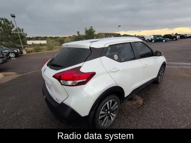 Used 2019 White Nissan SV image 6