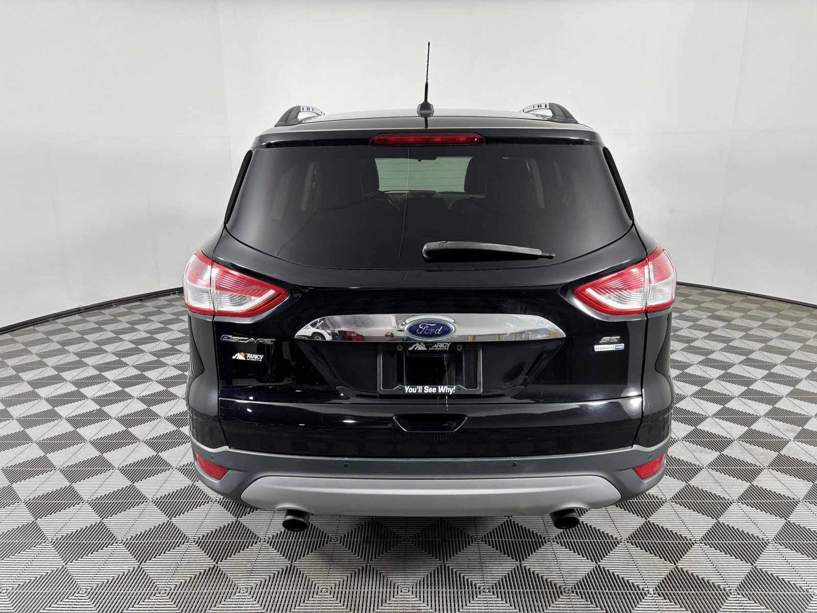 Used 2016 Shadow Black Ford SE image 4