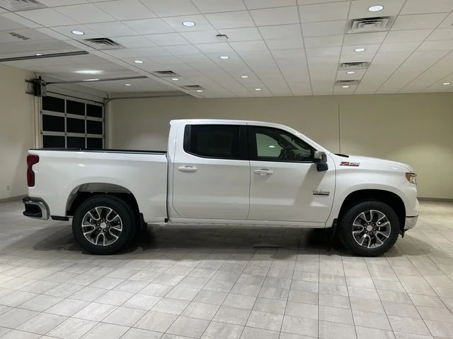 New 2026 White Chevrolet LT image 6