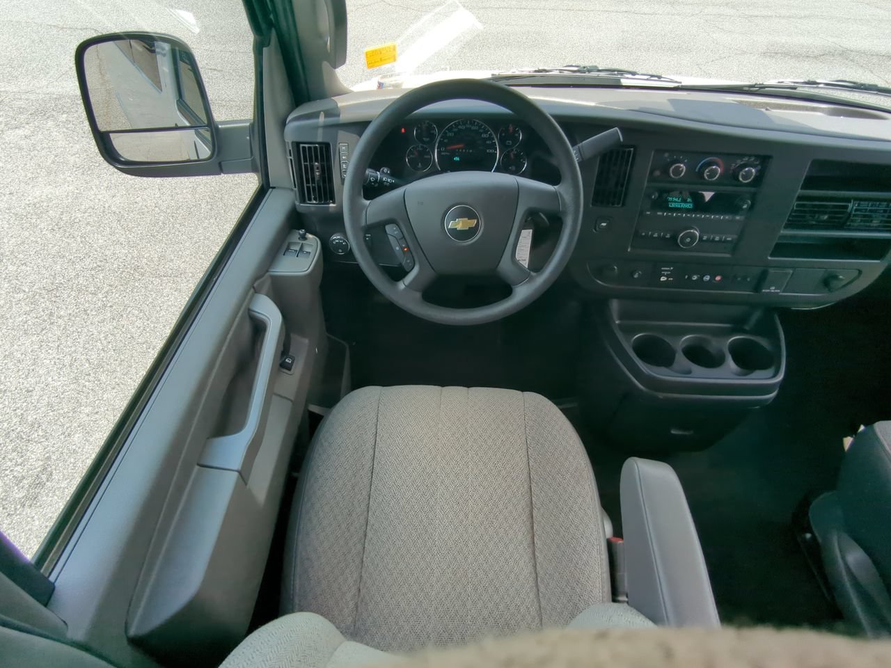 Used 2025 Summit White Chevrolet 1LT image 15