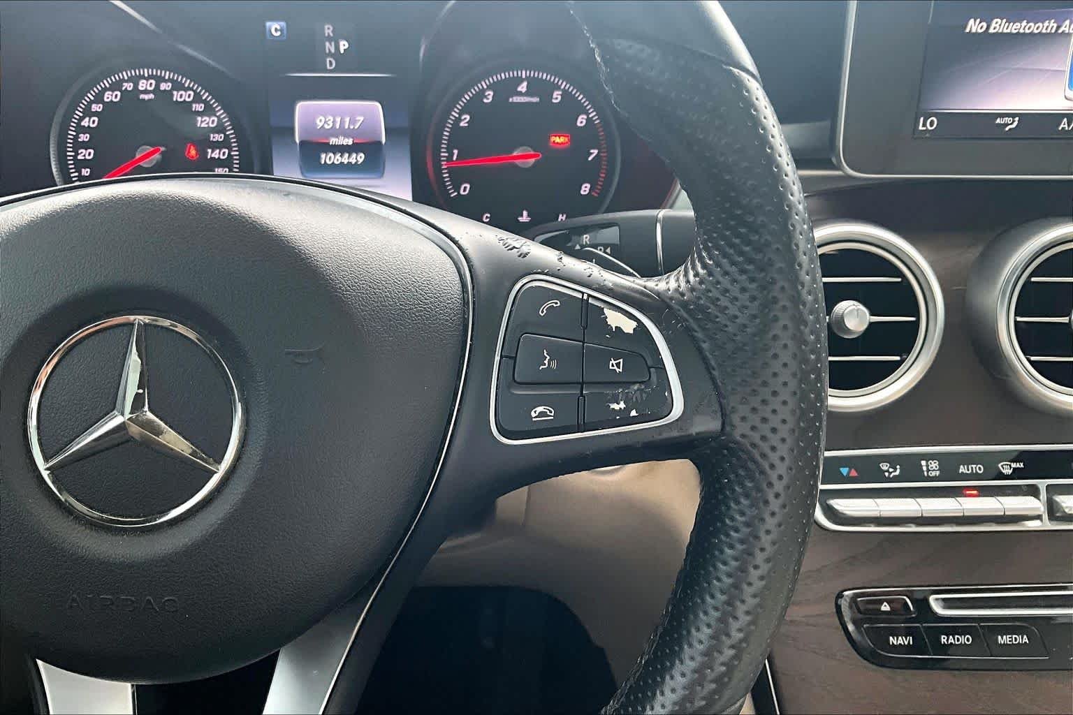 Used 2018 Lunar Blue Metallic Mercedes-Benz GLC 300 image 25