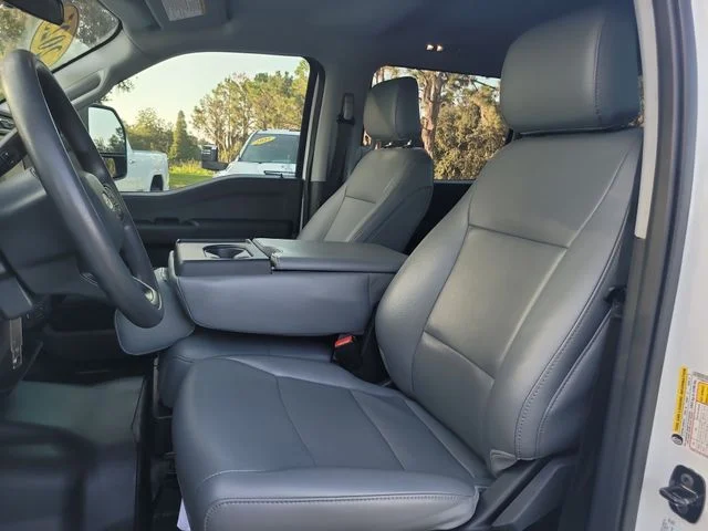 Used 2025 White Ford XL image 20