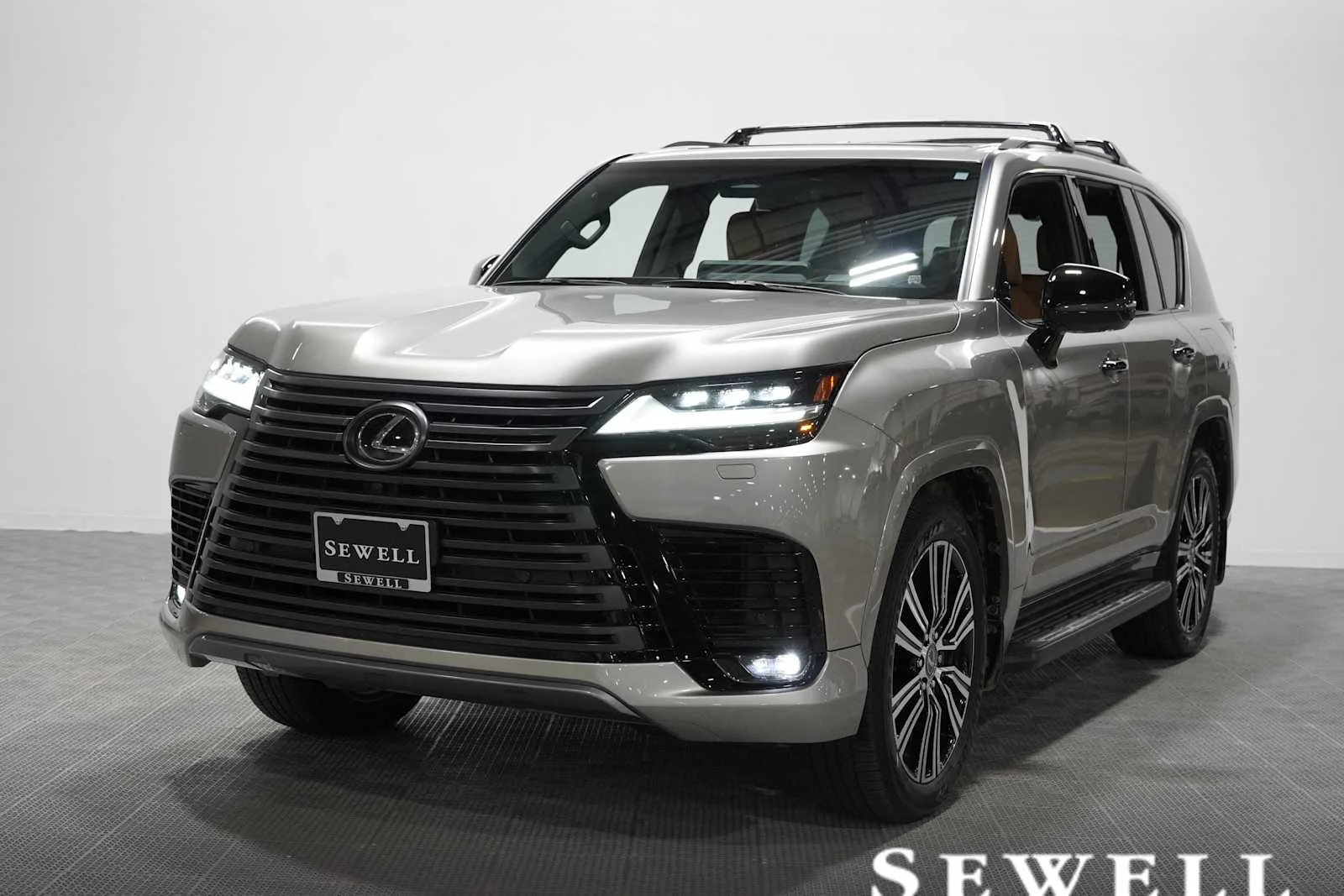 2025 Lexus LX 600 600 Luxury's photo