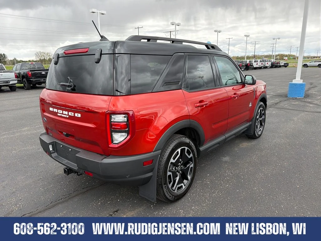 Used 2024 Red Ford Outer Banks image 5