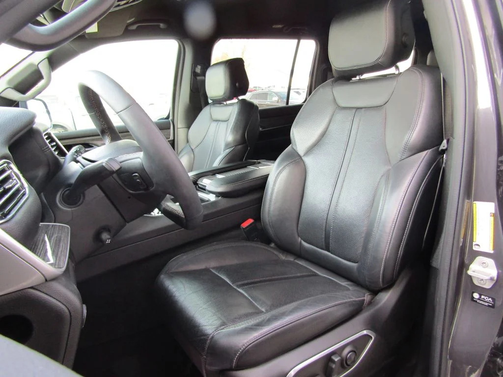 Used 2022 Gray Jeep Series III image 24