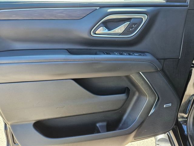 Used 2024 Black Chevrolet Z71 image 12