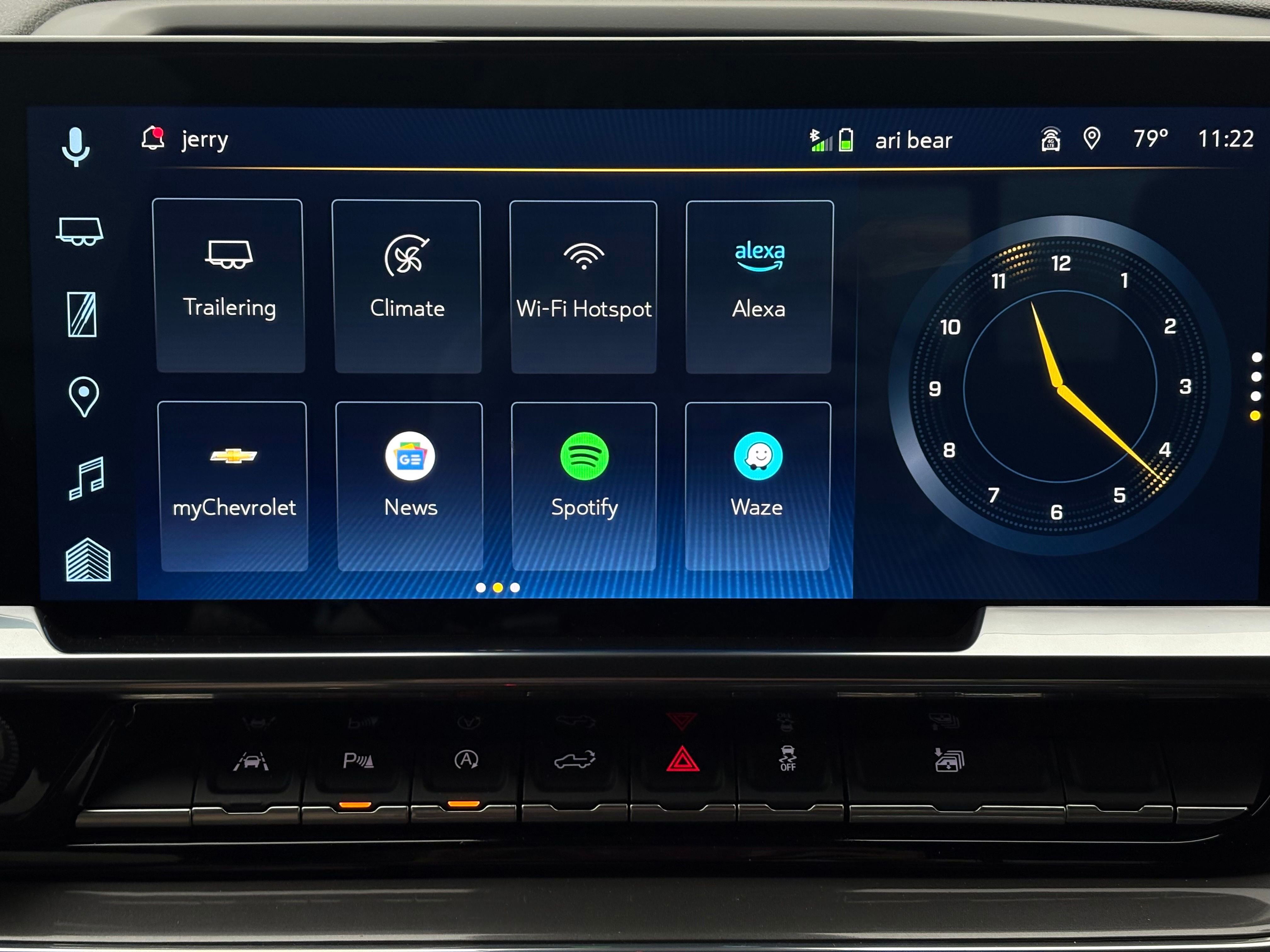Used 2023 Iridescent Pearl Tricoat Chevrolet High Country image 26