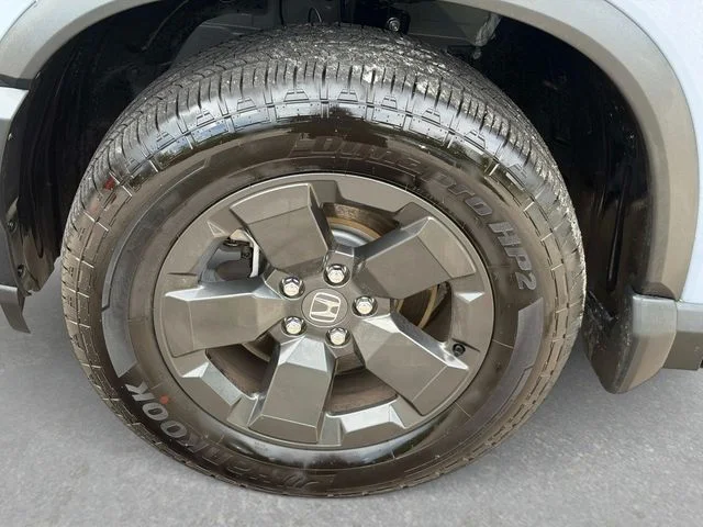 Used 2026  Honda RTL image 11