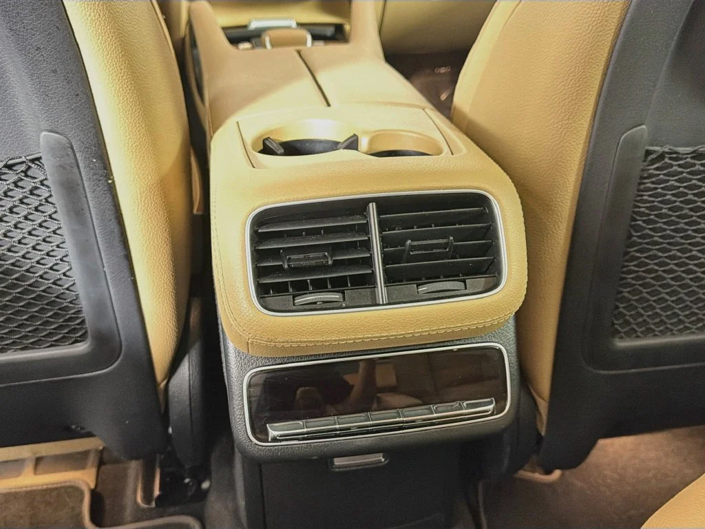Used 2024  Mercedes-Benz GLS 450 image 23