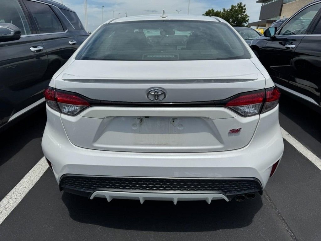 Used 2021 White Toyota SE image 3