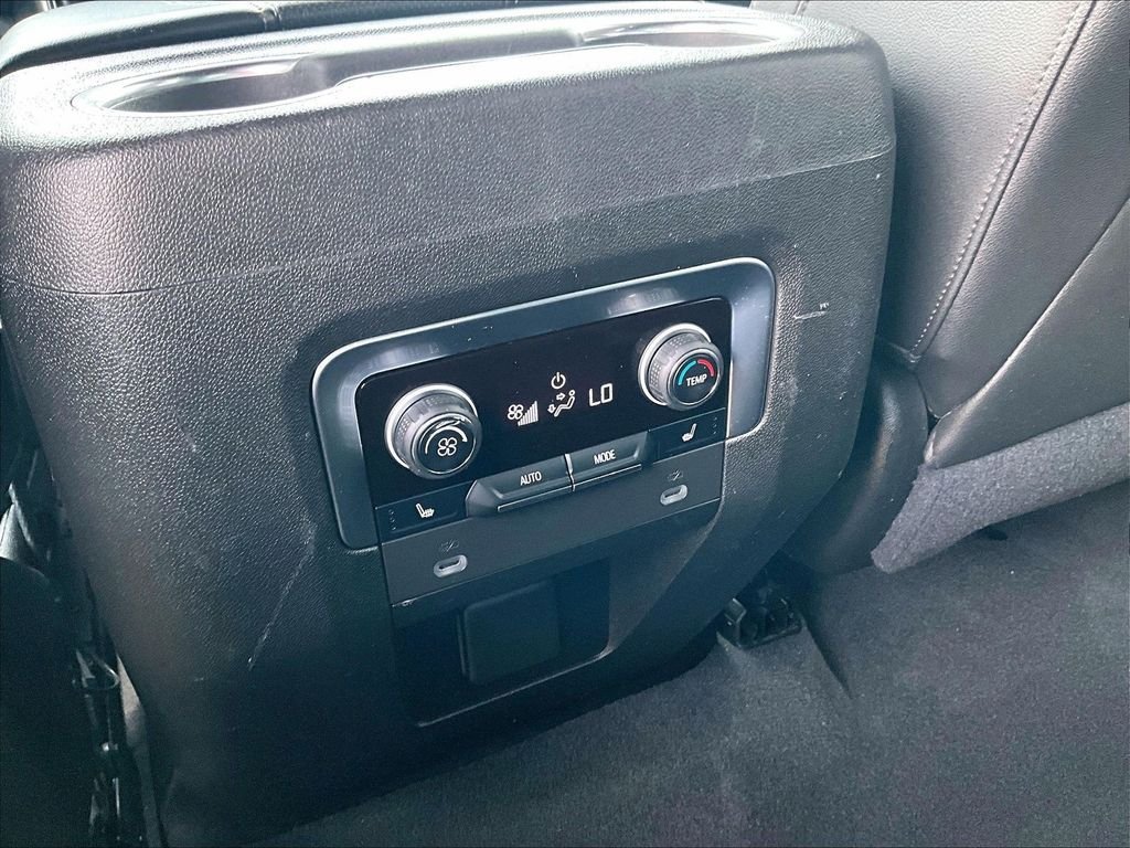 Used 2021 Black Chevrolet Premier image 12