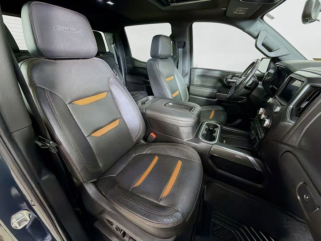 Used 2020 Blue GMC AT4 image 26