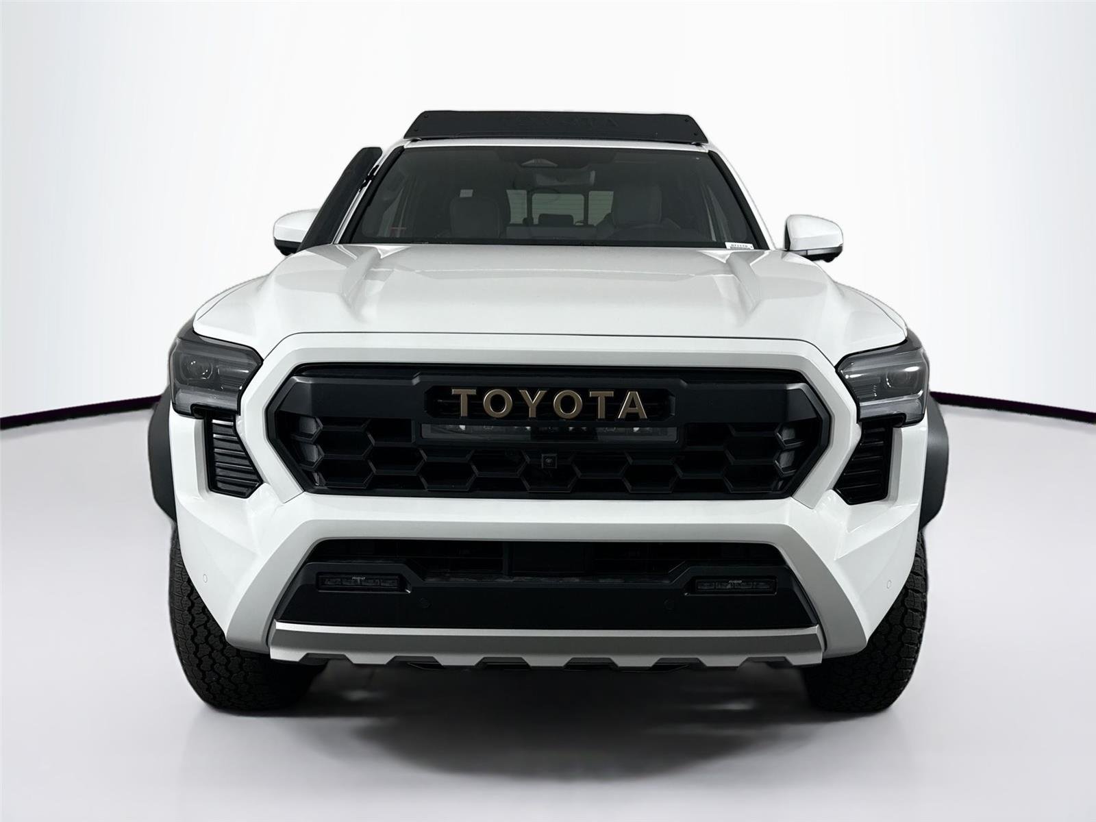 New 2026 Ice Cap Toyota Trailhunter HV image 9