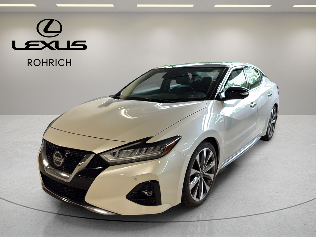 2020 Nissan Maxima Platinum's photo