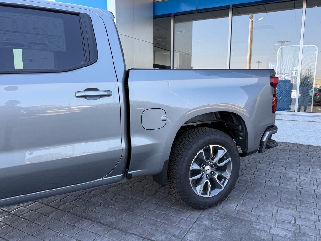 New 2026 Sterling Gray Metallic Chevrolet RST image 7
