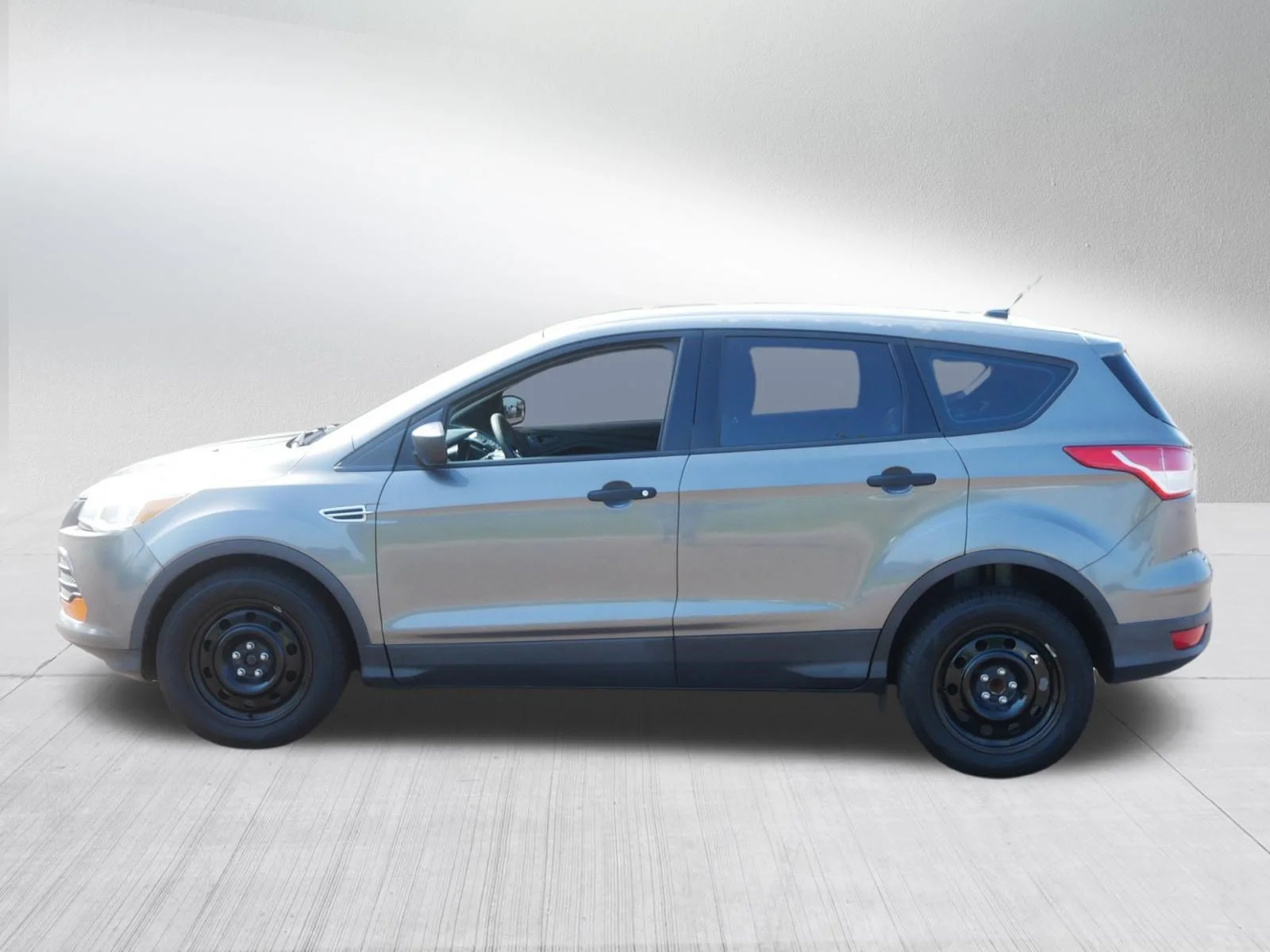 Used 2014 Sterling Gray Metallic Ford S image 4