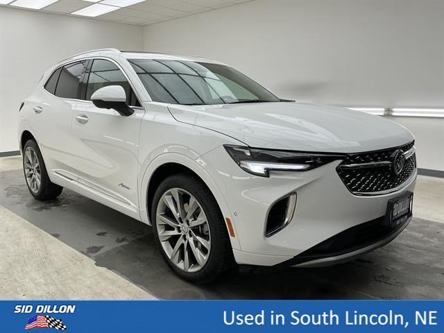 Used 2022 Summit White Buick Avenir image 3