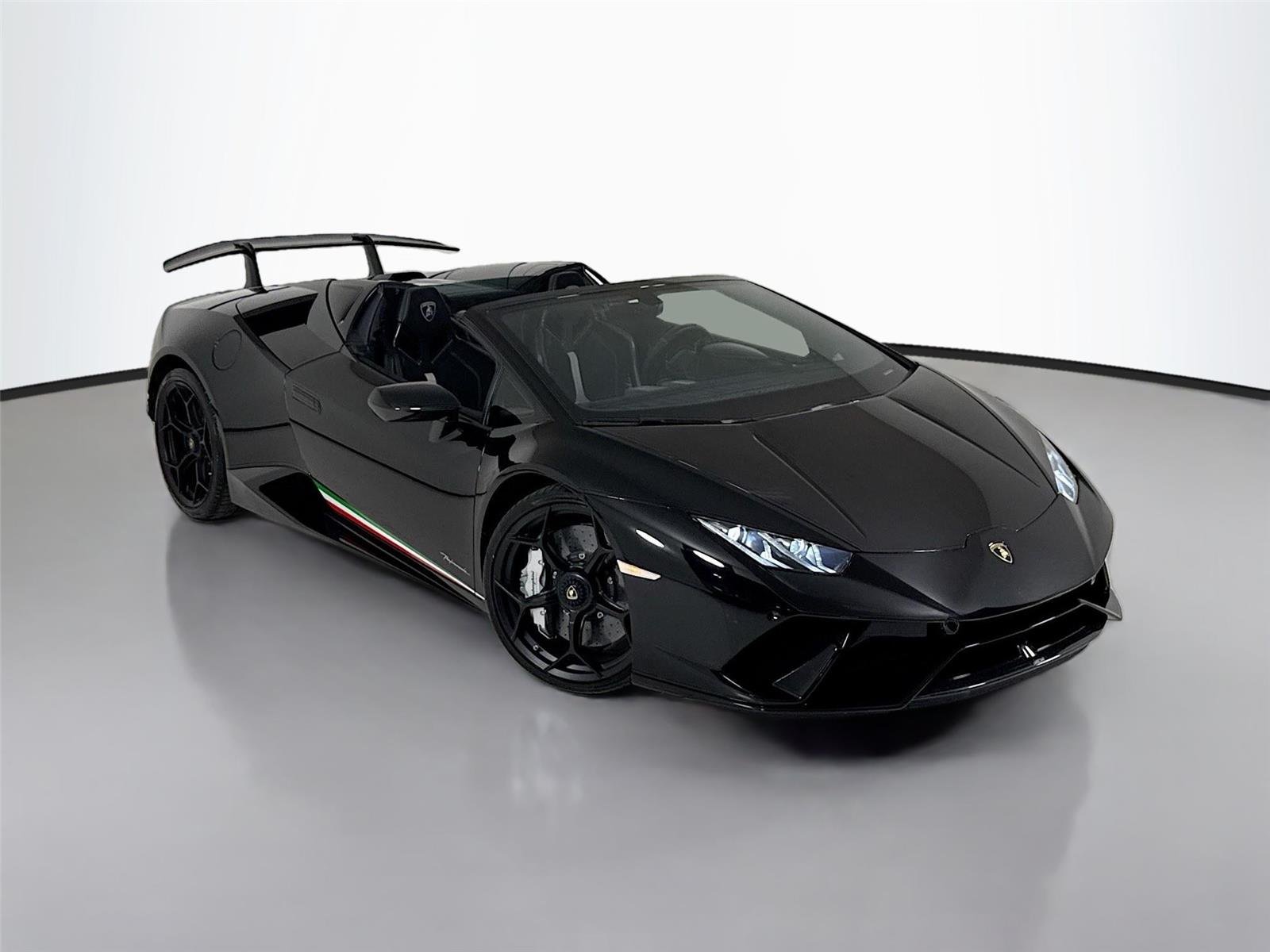 Used 2018 Nero Noctis Lamborghini Performante Spyder | Carbon Buckets | Branding Pkg image 47