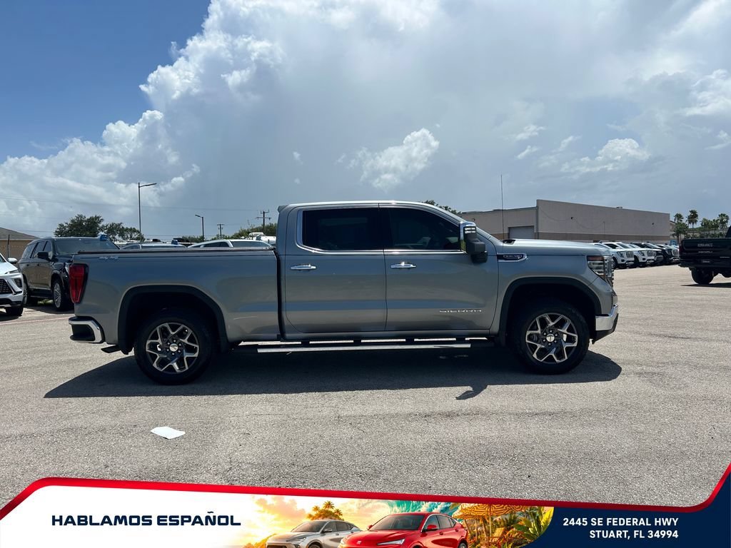 Used 2025 Sterling Metallic GMC SLT image 4
