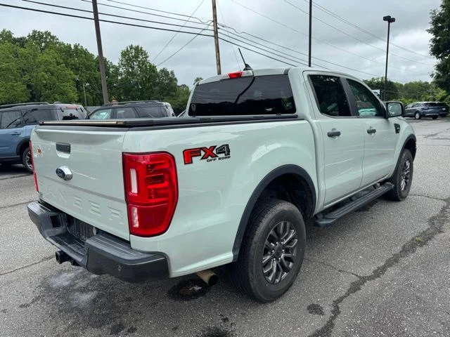 Used 2021 Green Ford XLT image 9