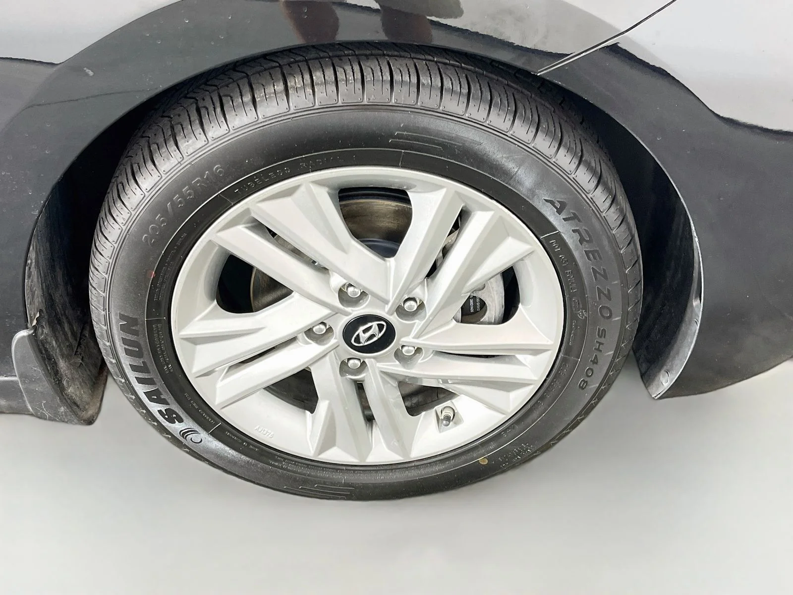 Used 2020 Black Hyundai SEL image 34