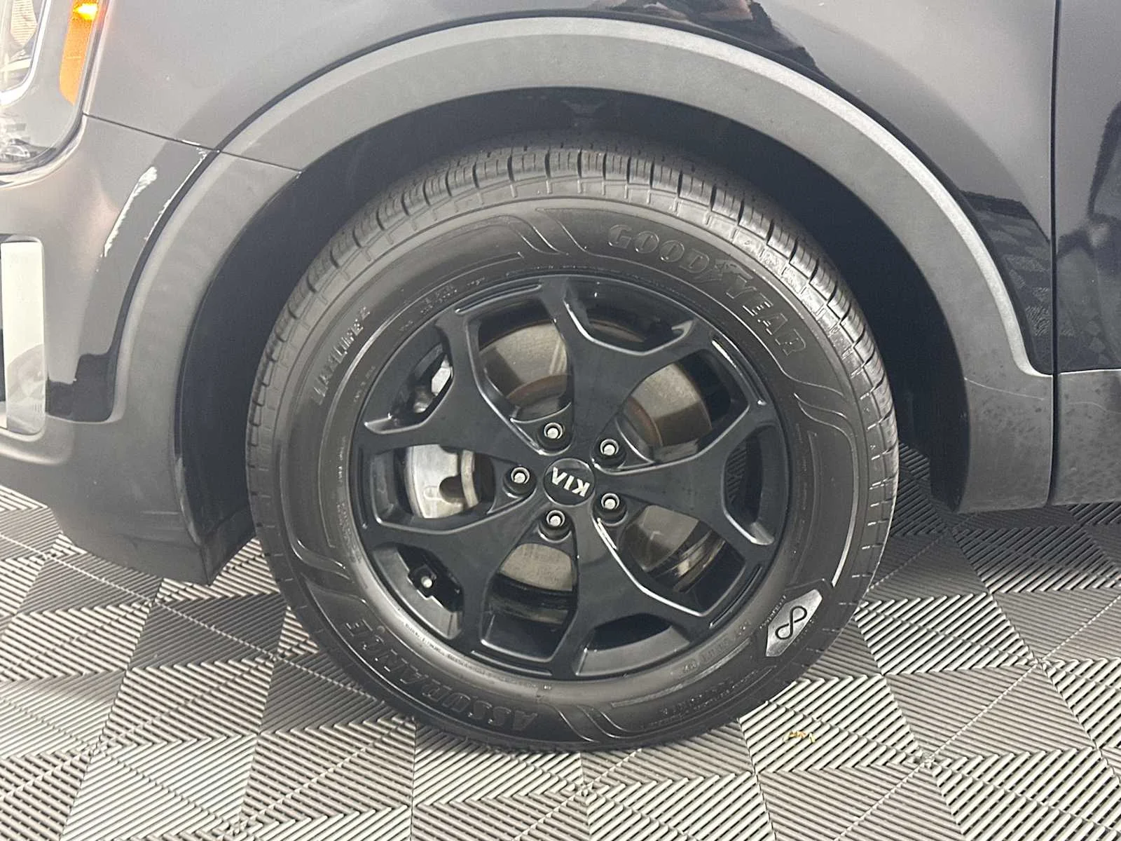 Certified Used 2020 Ebony Black Kia EX image 13