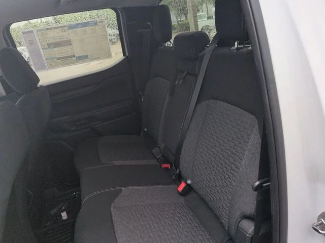 New 2026 Oxford White Ford XL image 14