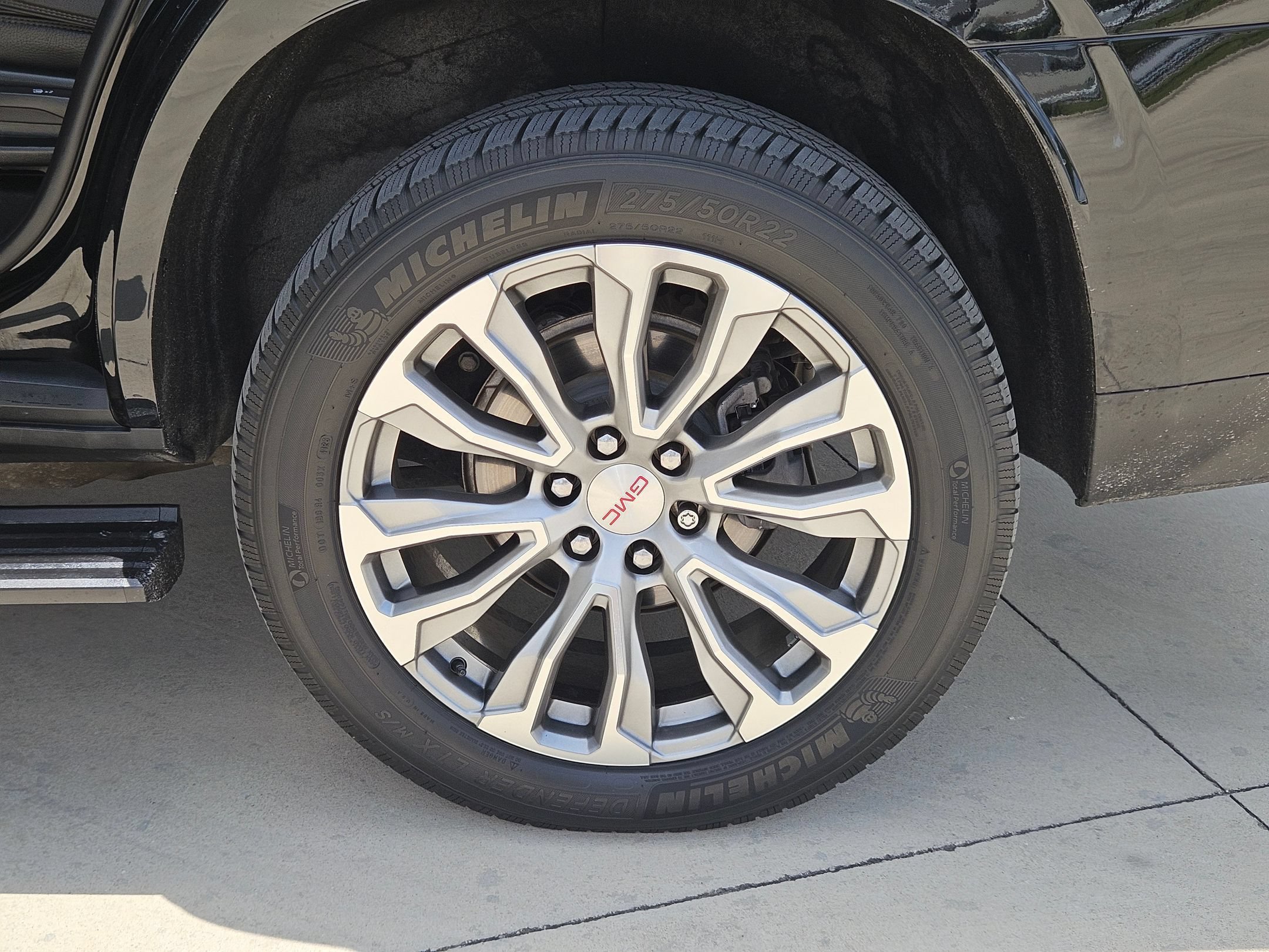 2022 GMC Yukon Denali - Photo 33