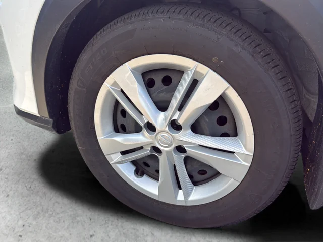 Certified Used 2025 White Nissan S image 29