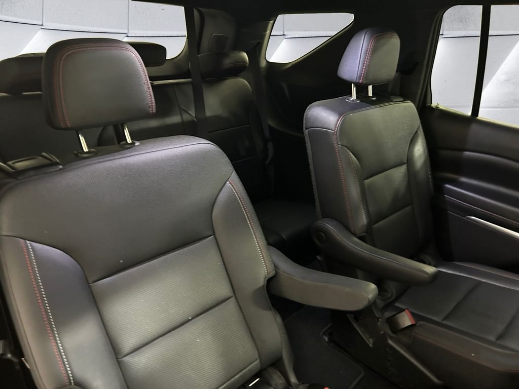 Used 2025 Red Chevrolet Z71 image 16