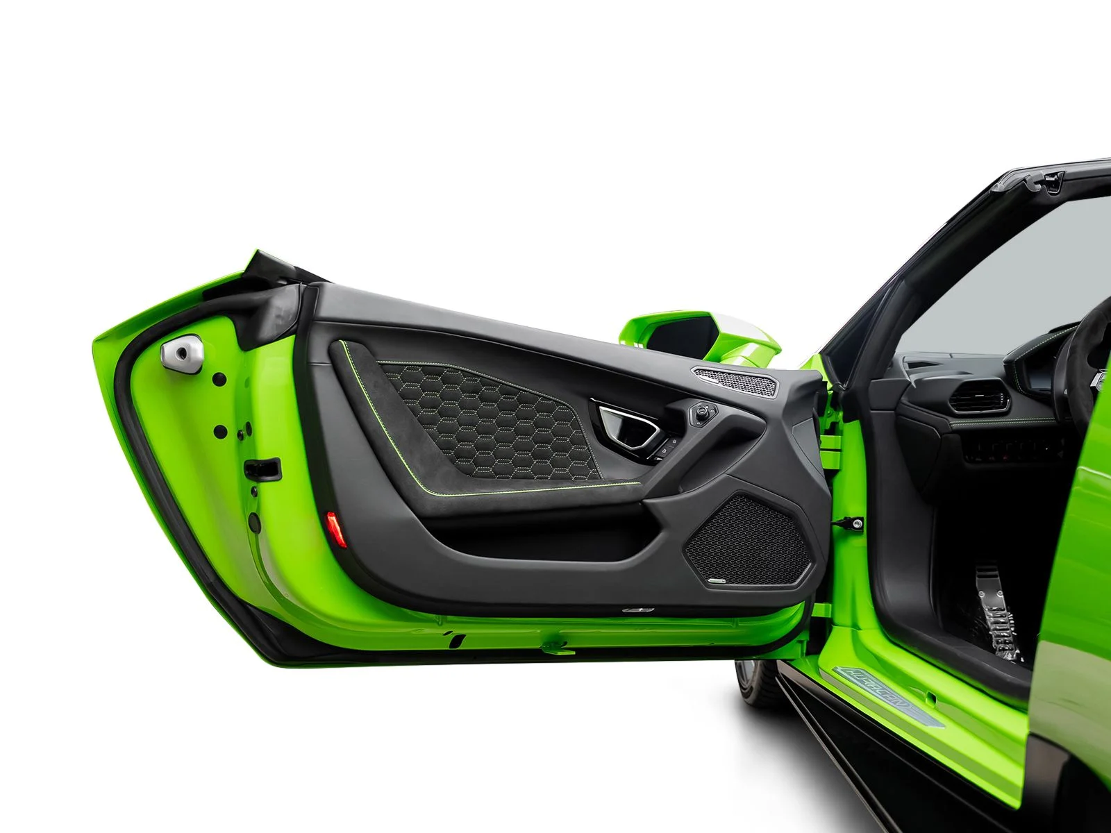 Used 2024 Green Lamborghini Base image 50