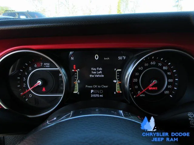 Used 2022 White Jeep Unlimited Rubicon image 13