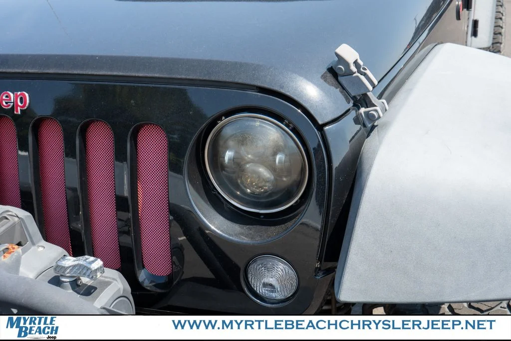 Used 2015 Black Clearcoat Jeep Unlimited Sport image 11