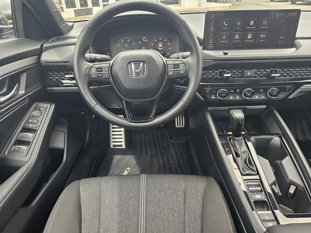 Used 2025 Silver Honda Sport image 18