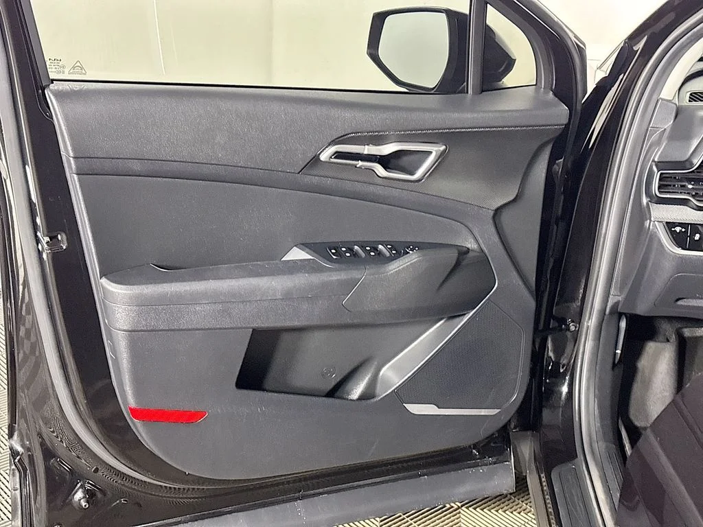 Used 2023 Black Kia LX image 10