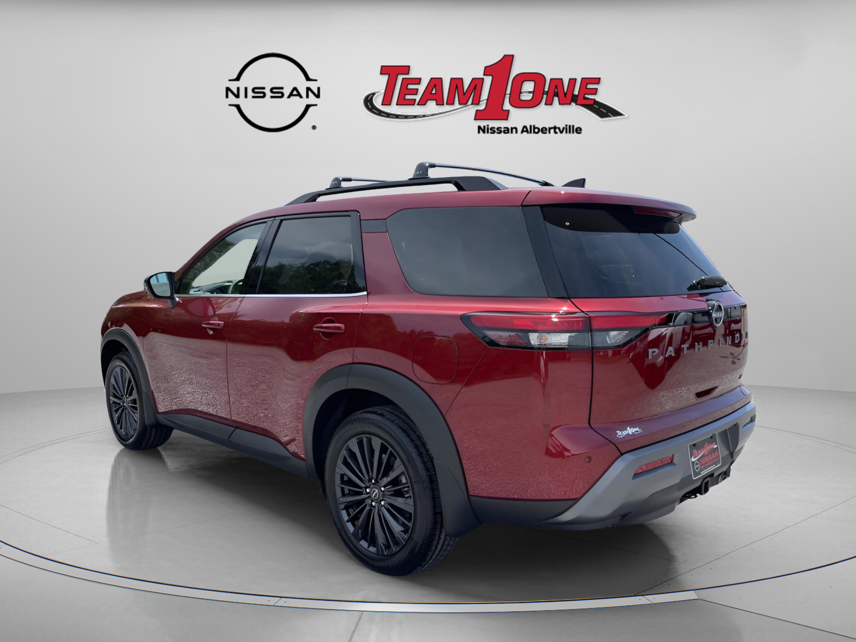 New 2026 Scarlet Ember Tintcoat Nissan SL image 5