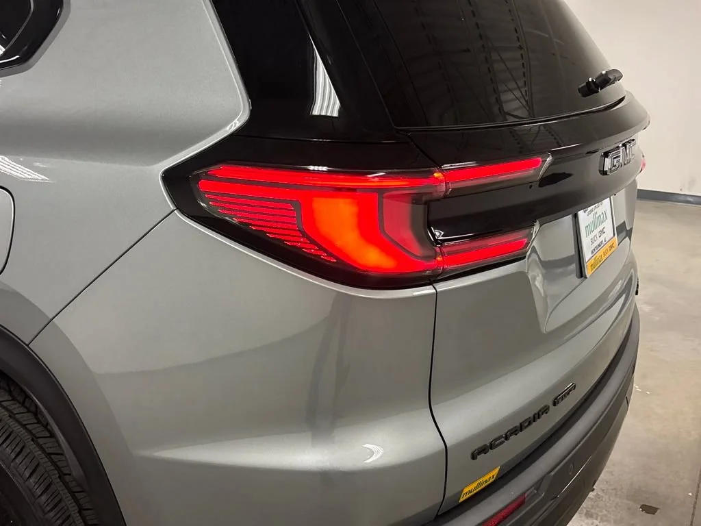 2026 GMC Acadia Elevation - Photo 14