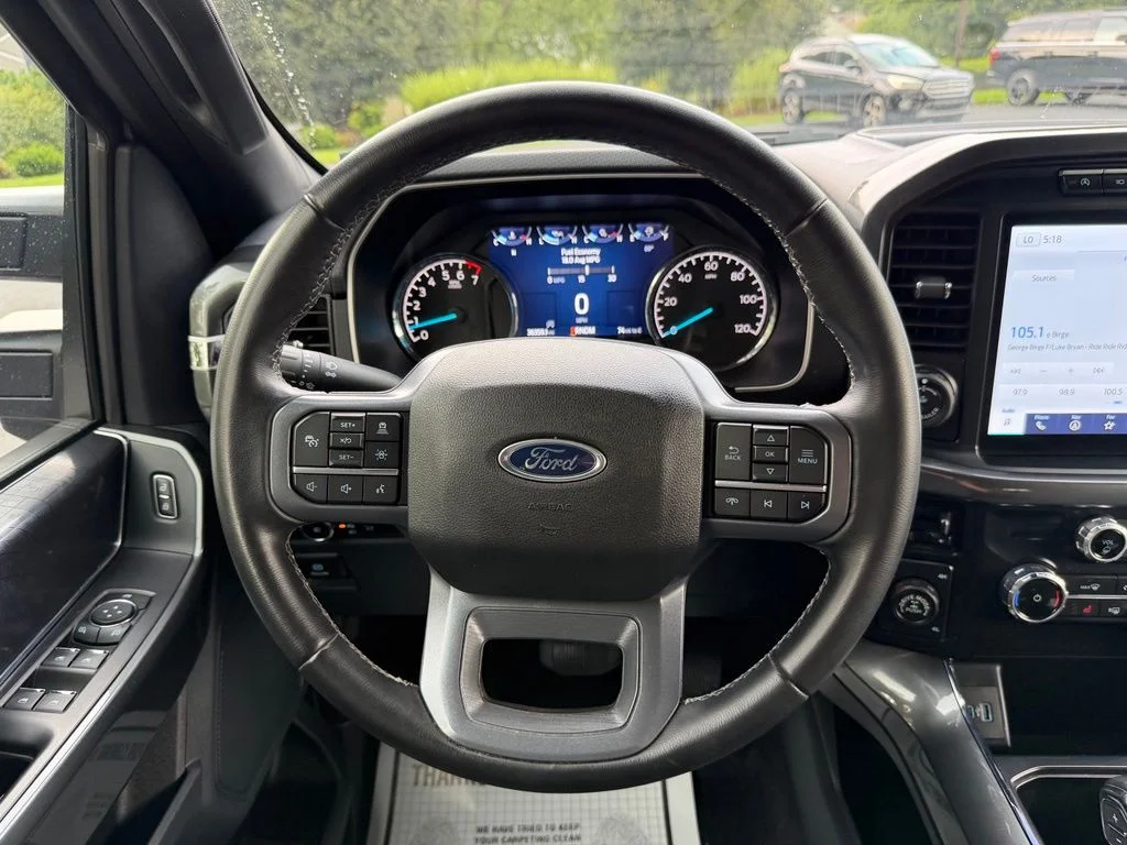Used 2023 Silver Ford XLT image 16