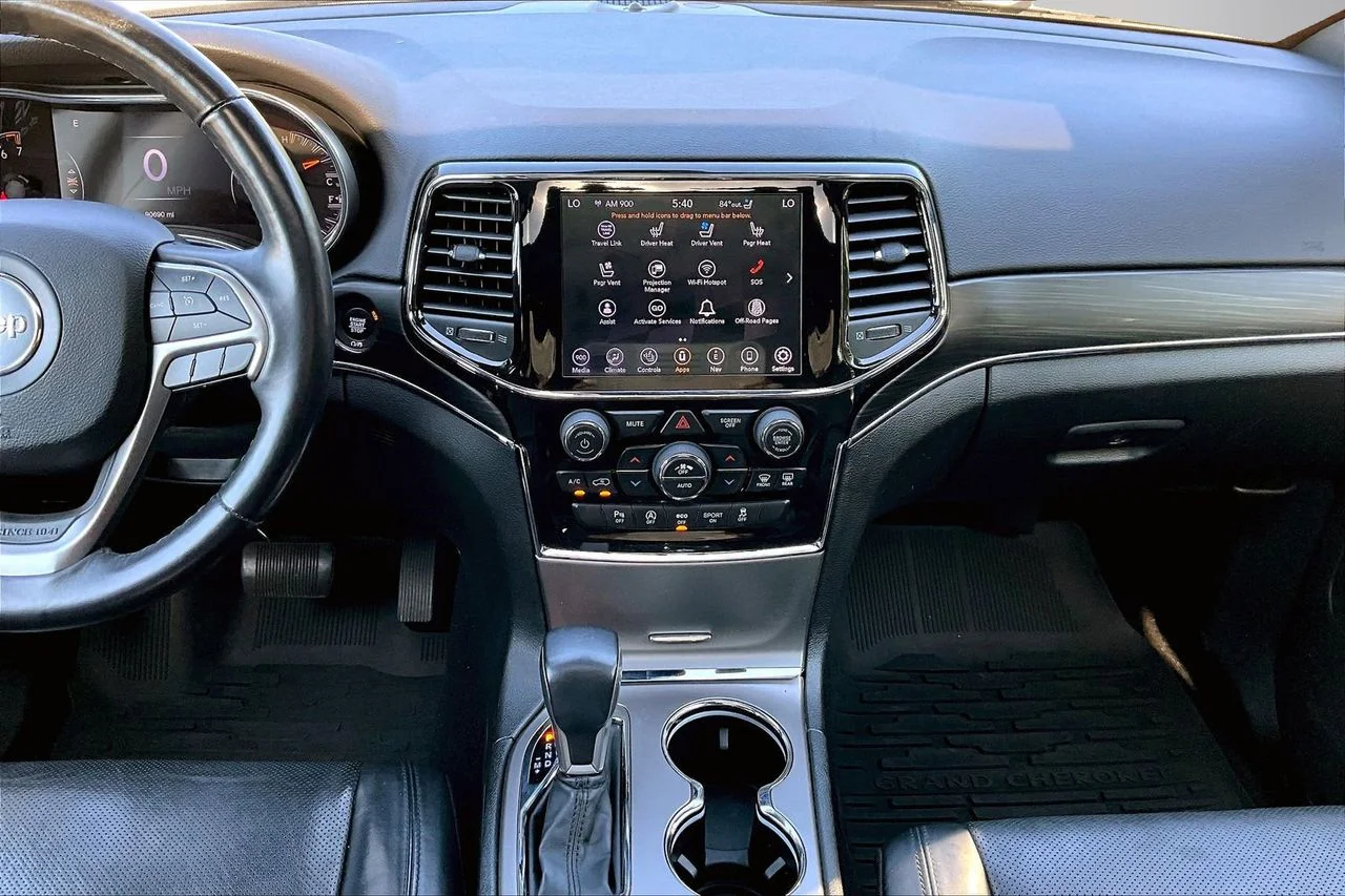 Certified Used 2021 White Jeep Limited image 12