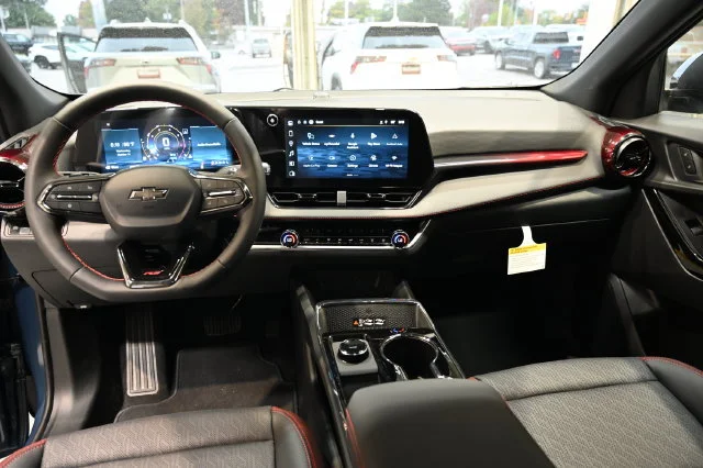 2027 Chevrolet Equinox RS - Photo 12