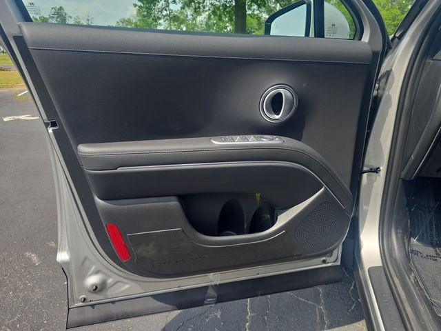 New 2026 Silver Hyundai SEL AWD image 13
