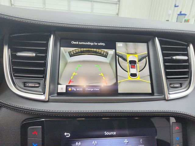 Used 2025 Gray INFINITI ESSENTIAL image 28